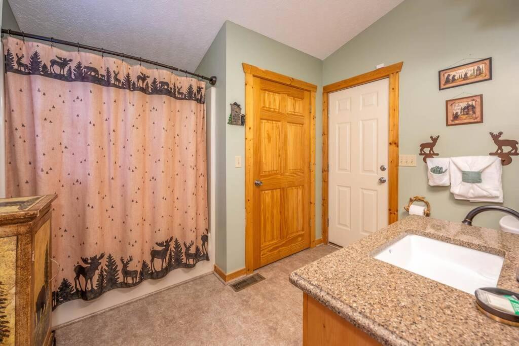 Over The Mountain - Smoky Mountain View Cabin Sevierville Exterior photo